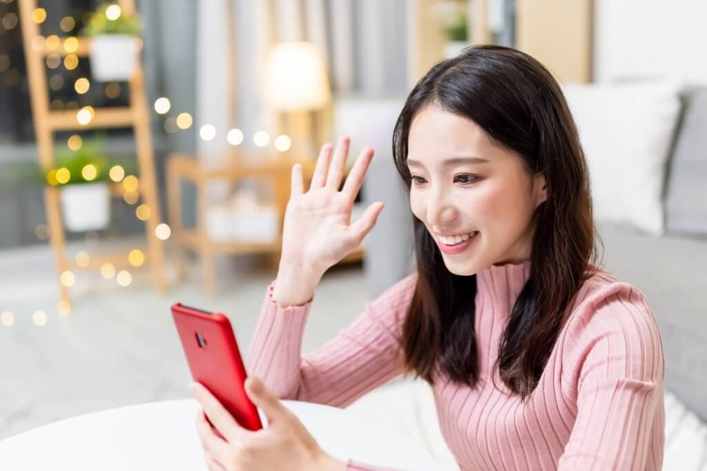 チャットレディが高収入稼げるワケとは？<